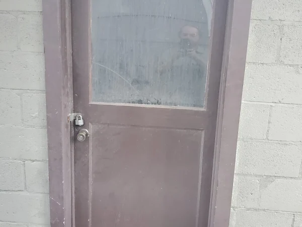 doorbefore2